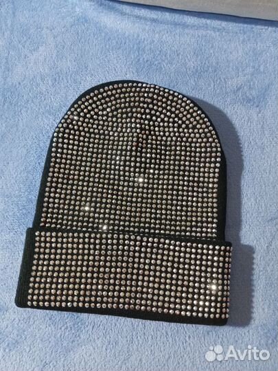 Женская шапка