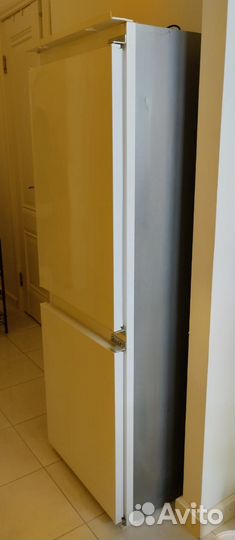 Холодильник IKEA Rakall(на запчасти, не рабочий)