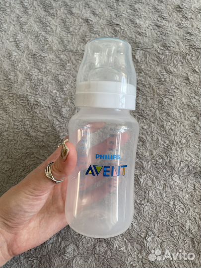 Бутылочки детские для кормления и поильники