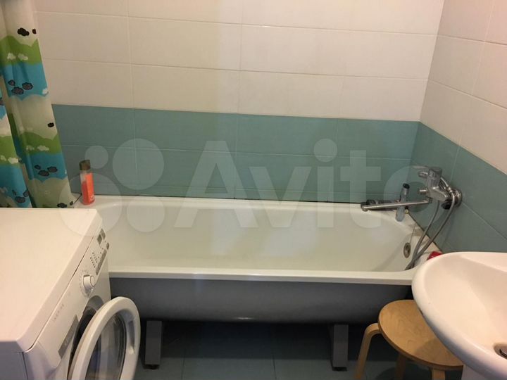 Комната 13 м² в 2-к., 10/25 эт.