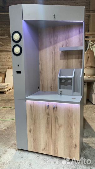 Стойка для кофейни самообслуживания