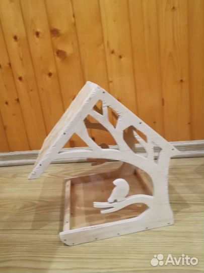Кормушка для птиц