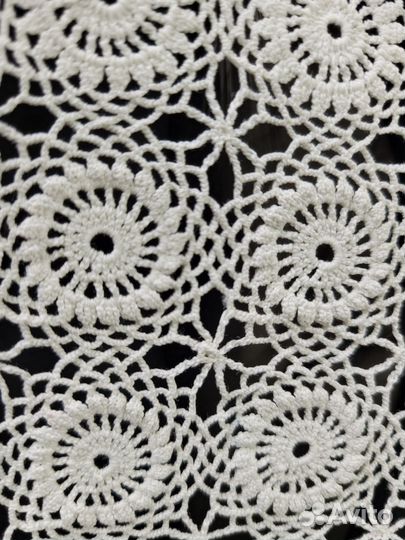 Кружевная скатерь