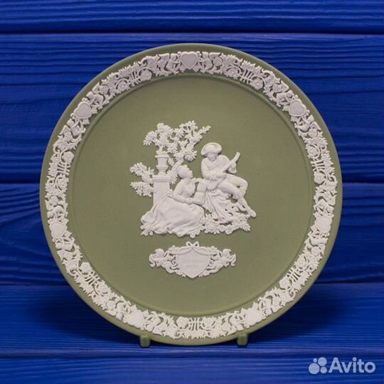 Комплект или поштучно тарелок от Wedgwood
