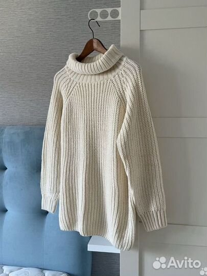 Свитер новый