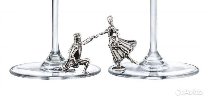 Литье фигурок, наград, значков из цветных металлов