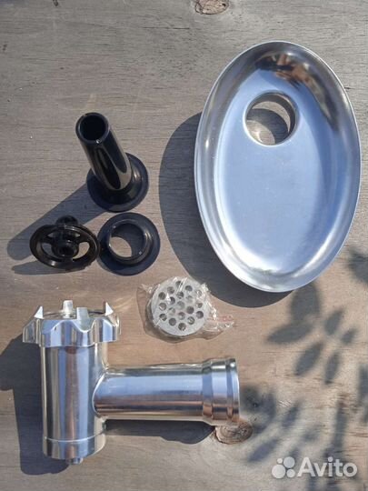 Мясорубка электрическая новая