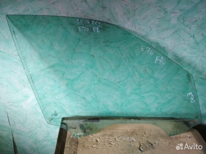 Стекло передней правой двери BMW X5 E70