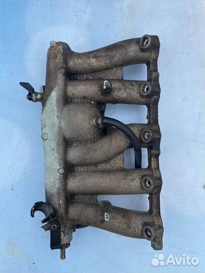 Коллектор впускной 09488033