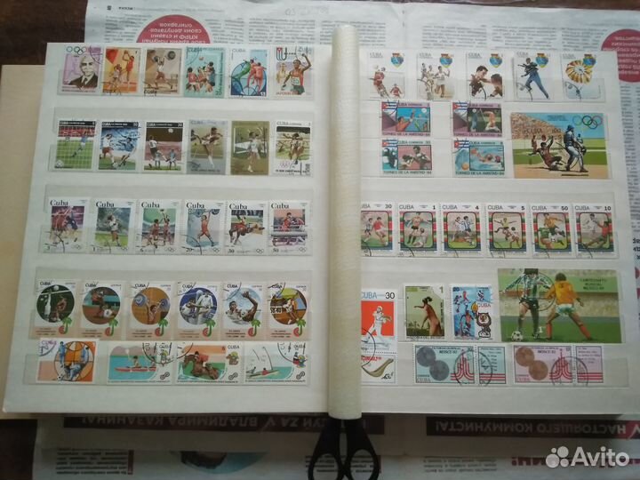 Альбом с марками.Спорт