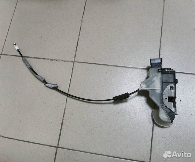 Замок двери передней левой Peugeot Expert III