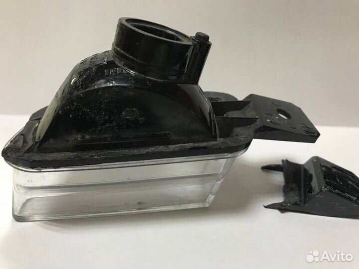 Фонарь задний в бампер левый Volkswagen Tiguan