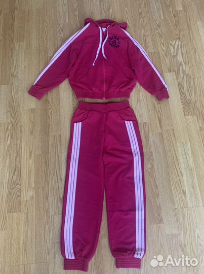 Спортивный костюм