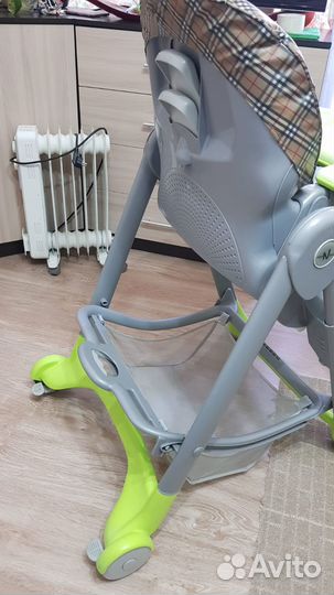 Стульчик для кормления cam