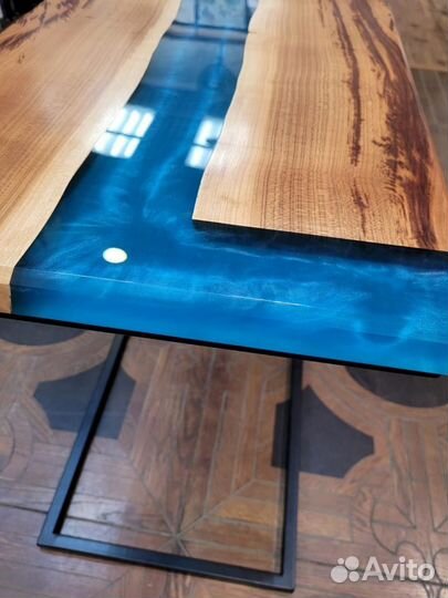 Стол прикроватный из слэба в стиле лофт