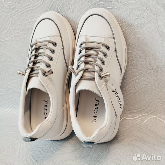 Полуботинки женские демисезонные белые