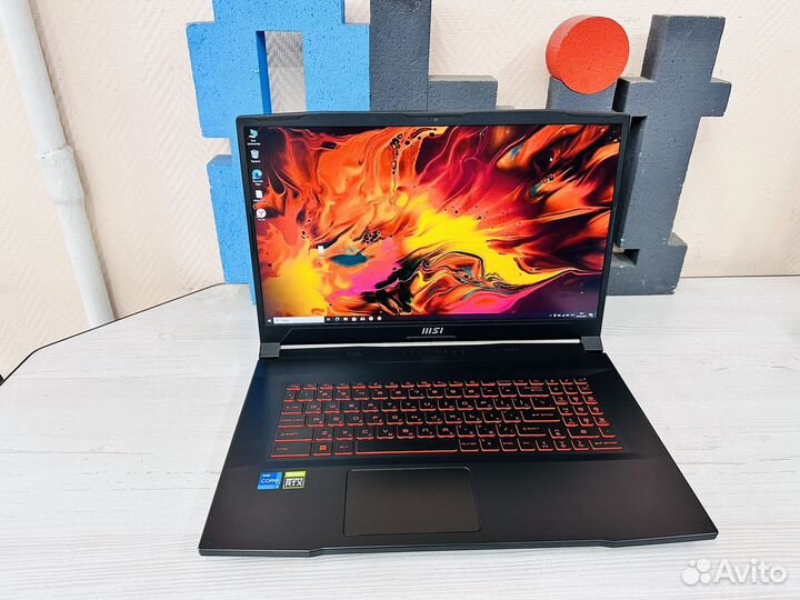 Игровой ноутбук 17