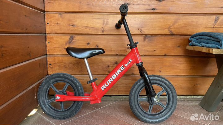 Шлем детский и беговел