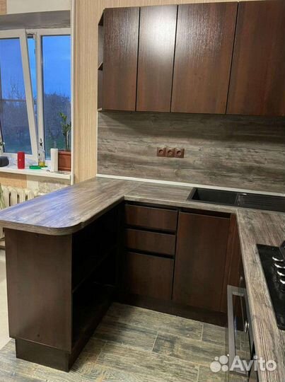 Кухонный гарнитур 