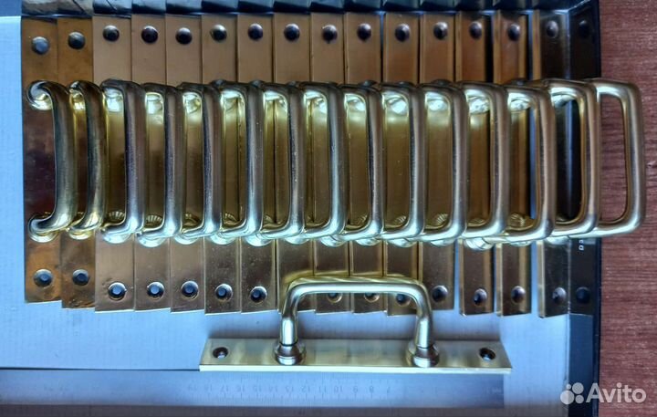 Ручки латунные. 19 векъ. 16 штукъ