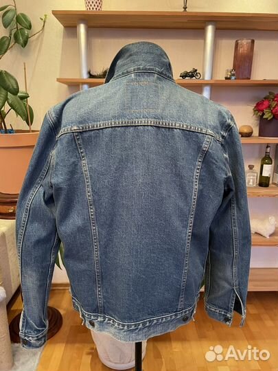 Джинсовая куртка Levi's