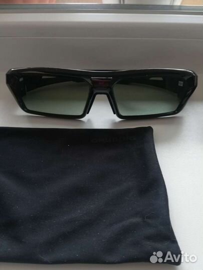 3D очки к телевизору grundig