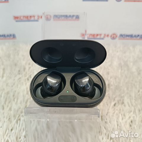 Bluetooth-наушники Samsung Galaxy Buds + (Ч19)