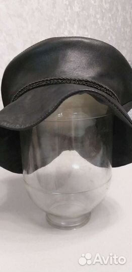 Шляпа кожаная