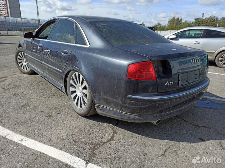 Накладка декоративная Audi A8 4E0857326B7L5