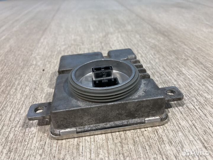 Блок ксенона Volkswagen Touareg 2010 - 2018