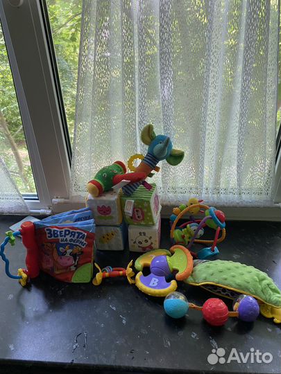 Игрушки погремушки