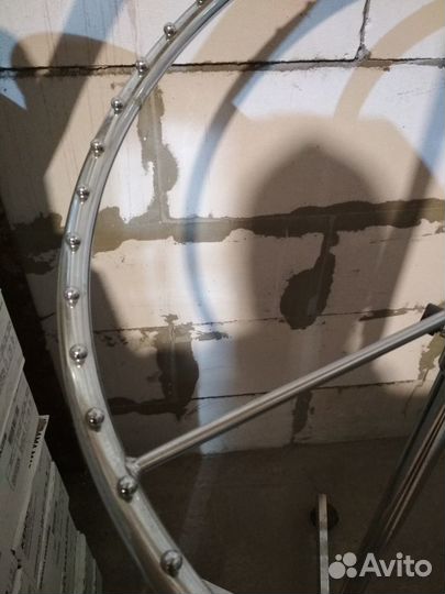 Вешалка напольная для одежды