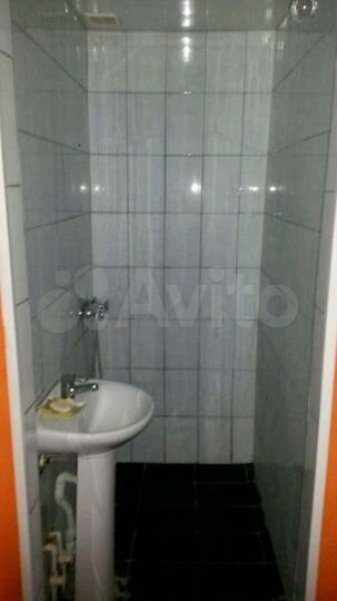 Комната 45 м² в 2-к., 1/3 эт.