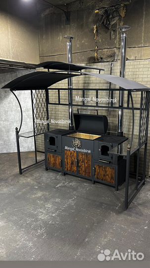Мангал с крышей