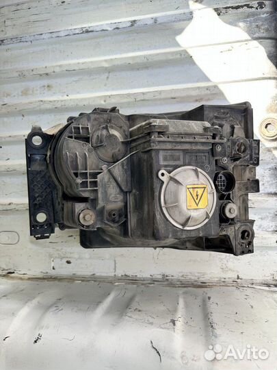 Фара левая Land Rover Discovery 3