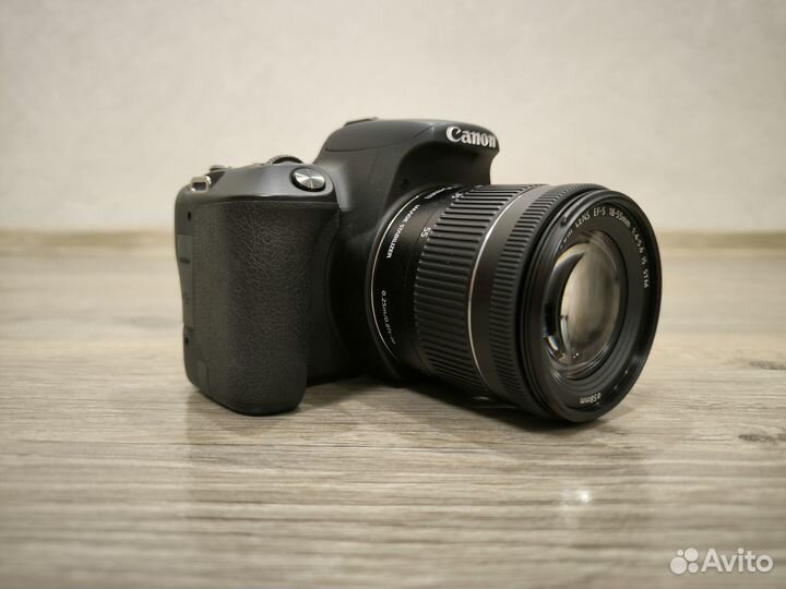 Canon 200D + 18-55mm STM пробег 13650 кадров