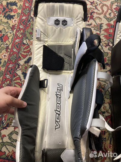 Вратарские щитки Vaughn VE 8 pro Carbon спецзаказ