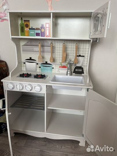 Детская деревянная кухня