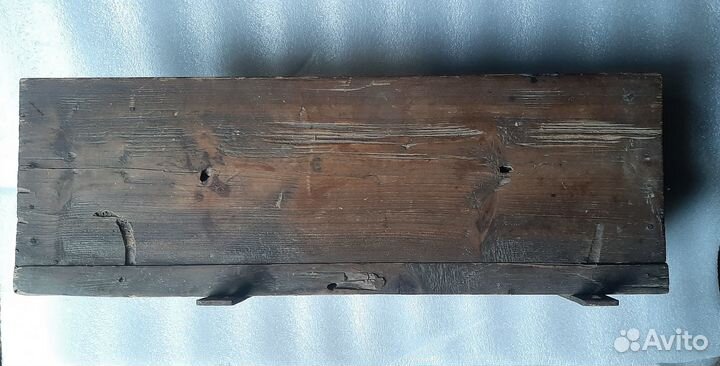 Старинная настенная вешалка