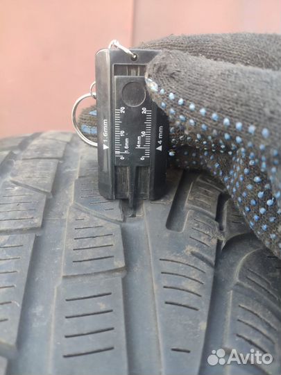 Pirelli Winter Sottozero 210 Serie II 225/60 R17 99H