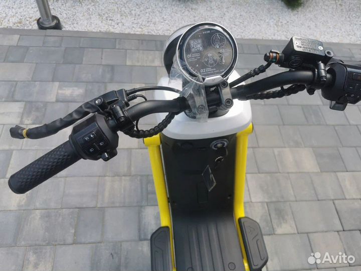 Электроскутер NIU UQi+ Sport 2023 новый