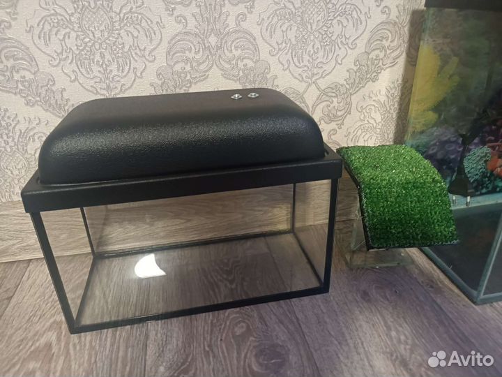 Аквариумы для черепах и рыб