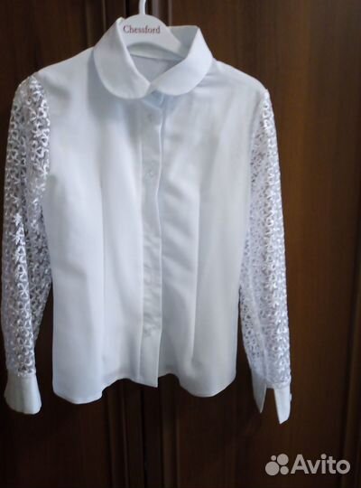 Блузка белая