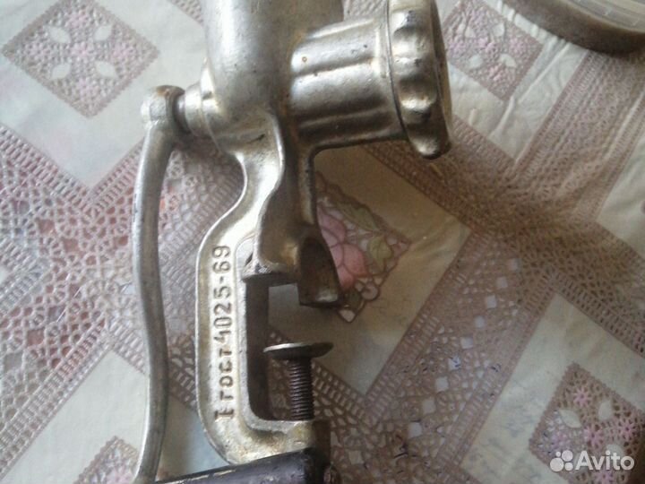 Мясорубка ручная