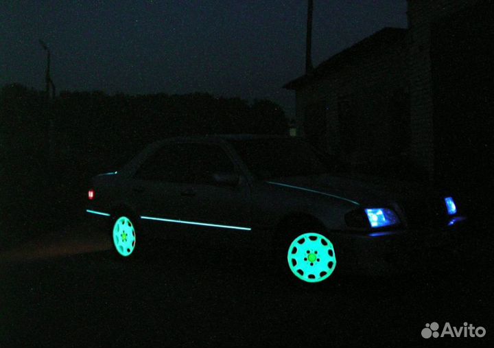 Светоотражающая светящаяся краска Akril