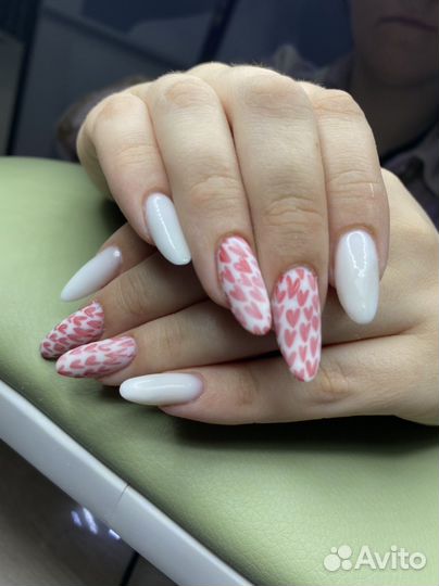 Маникюр, наращивание, коррекция ногтей