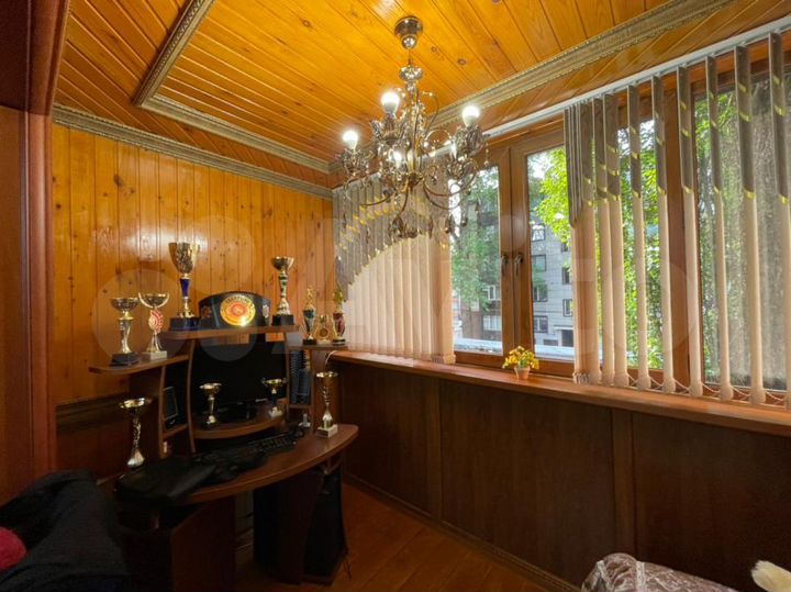 3-к. квартира, 76 м², 2/5 эт.