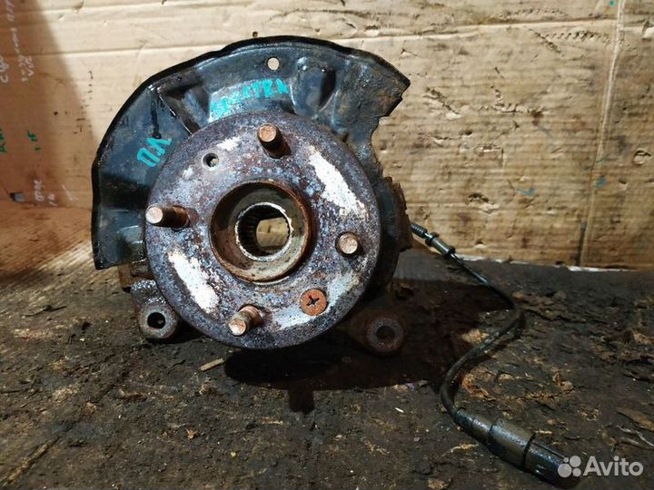 Кулак поворотный передний левый Kia Spectra