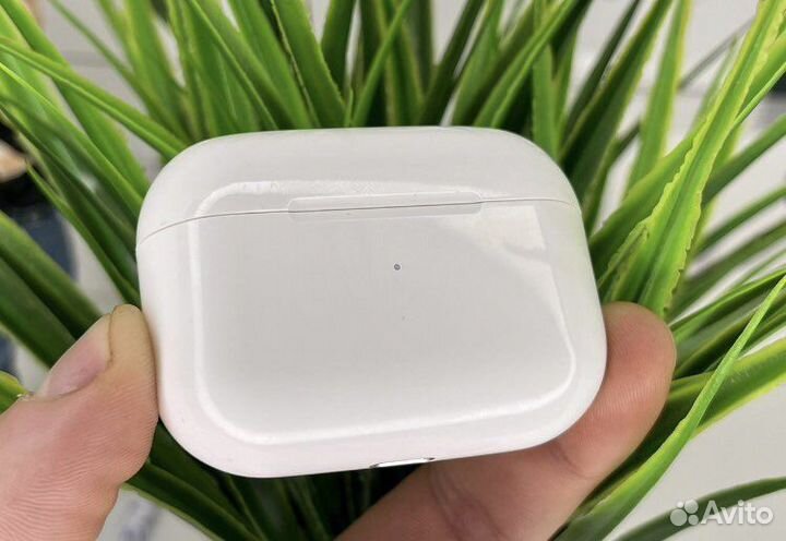 Airpods Pro с шумоподавлением