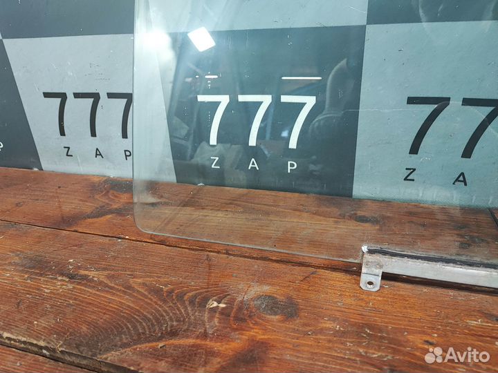 Стекло двери левой Suzuki Jimny 3 (FJ) 98-19 Б/У О